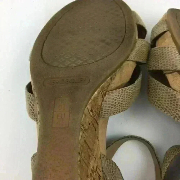 Aerosoles Wedges size 6.5 Lighthearted Snake Print - Picture 6 of 9